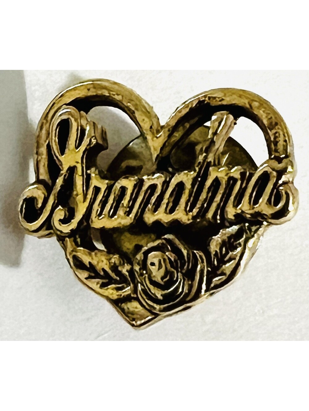 Grandma Heart Rose Gold Tone Rose Flower Lapel Pin Small Grandmother Gift
